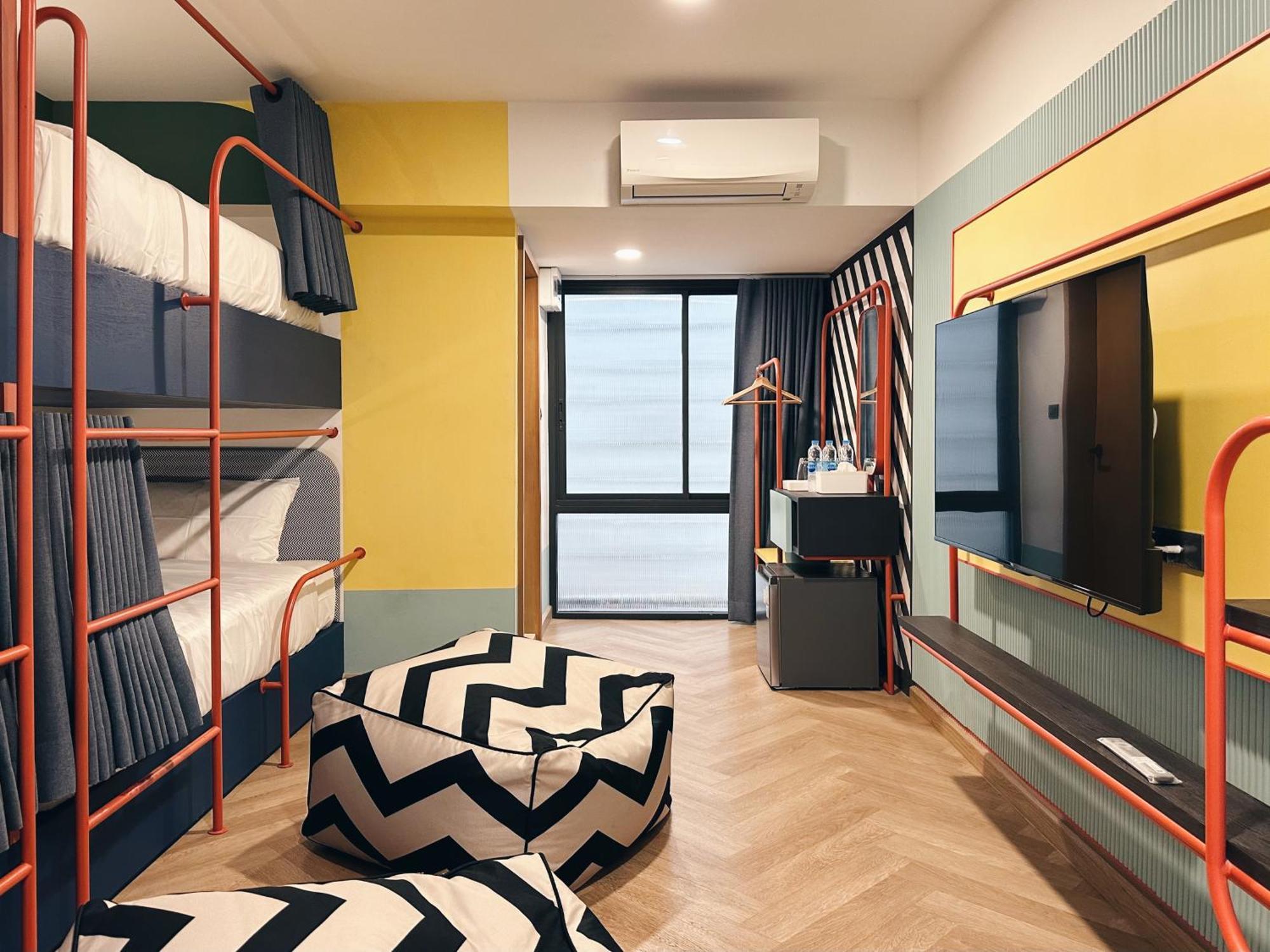 Parcel Hotel Банкок Екстериор снимка