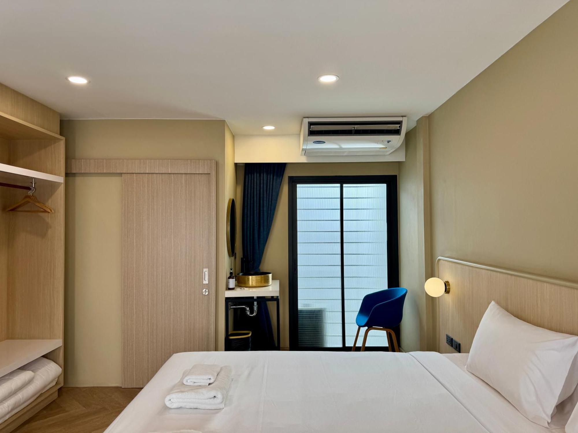 Parcel Hotel Банкок Екстериор снимка
